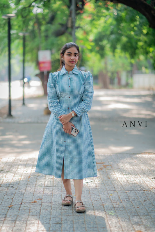 Cotton checked maxi with back rope