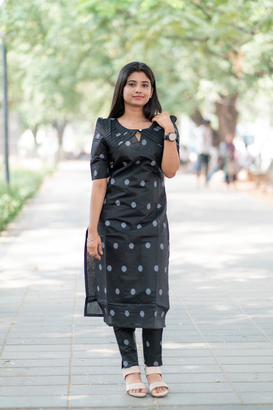 AL 354 Silk cotton Black co ords with lining